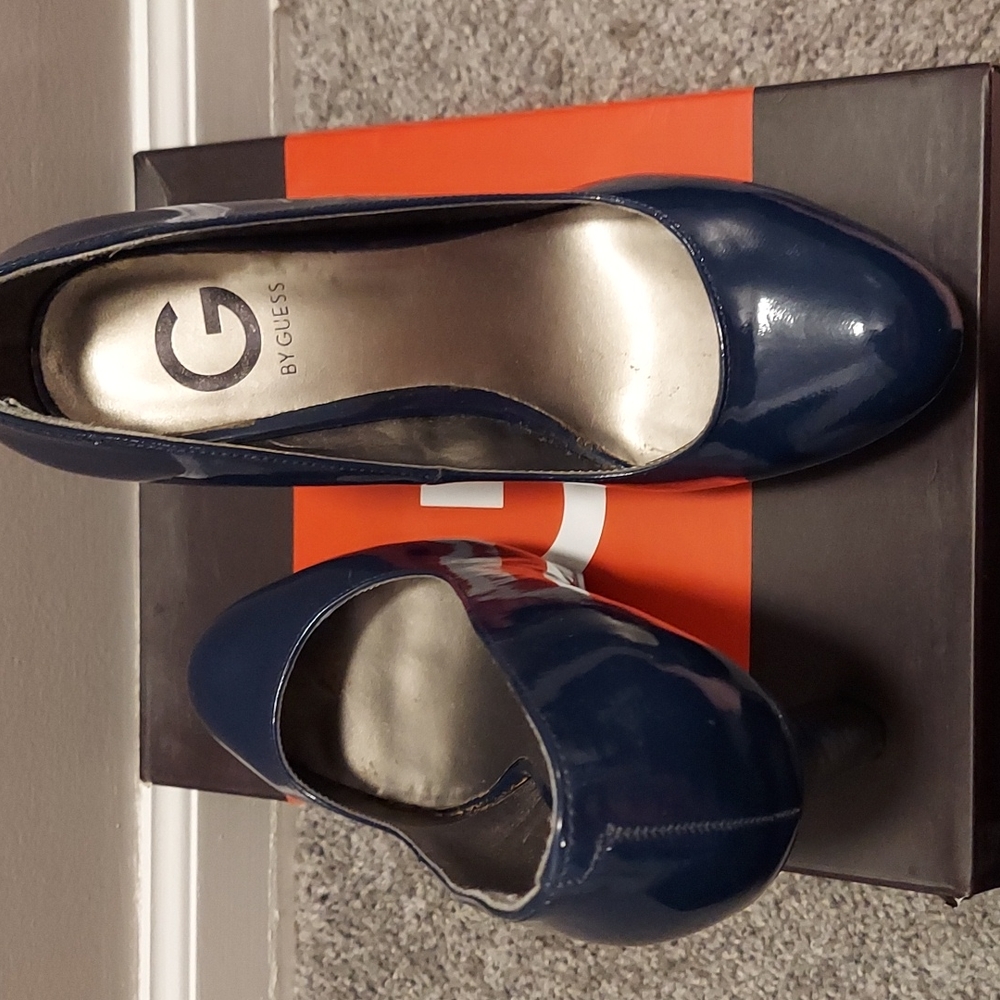Heels - Picture 2 of 8